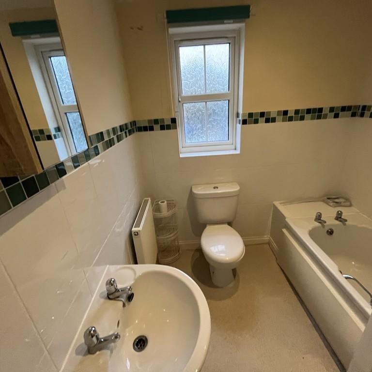 2 bedroom semi-detached house to rent - Photo 1