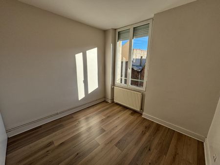 Appartement 2 pièces à louer St Étienne - 42000 / Réf: 30 - Photo 2