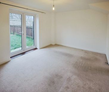 2 bedroom House To Let - Photo 3