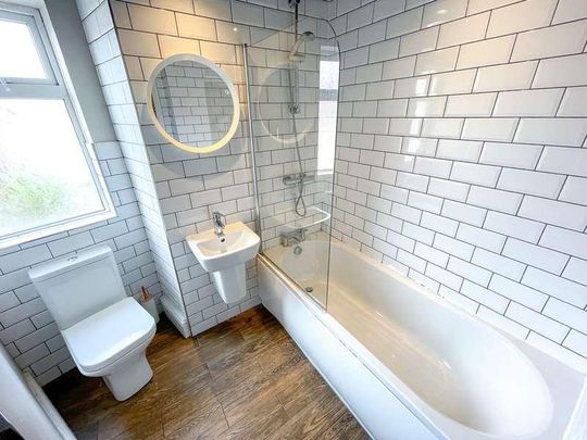 Salisbury Road, L15 - Photo 1