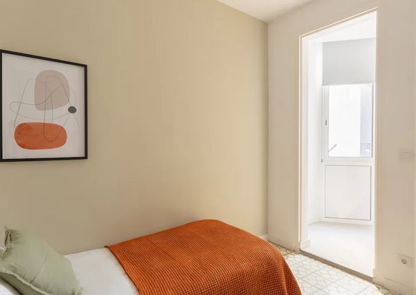 Carrer de Còrsega, Barcelona, Catalonia 08036