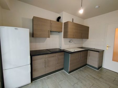 Location Appartement 2 pièces 51m² - Photo 3