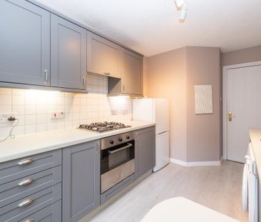 2 bedroom property to rent - Photo 2