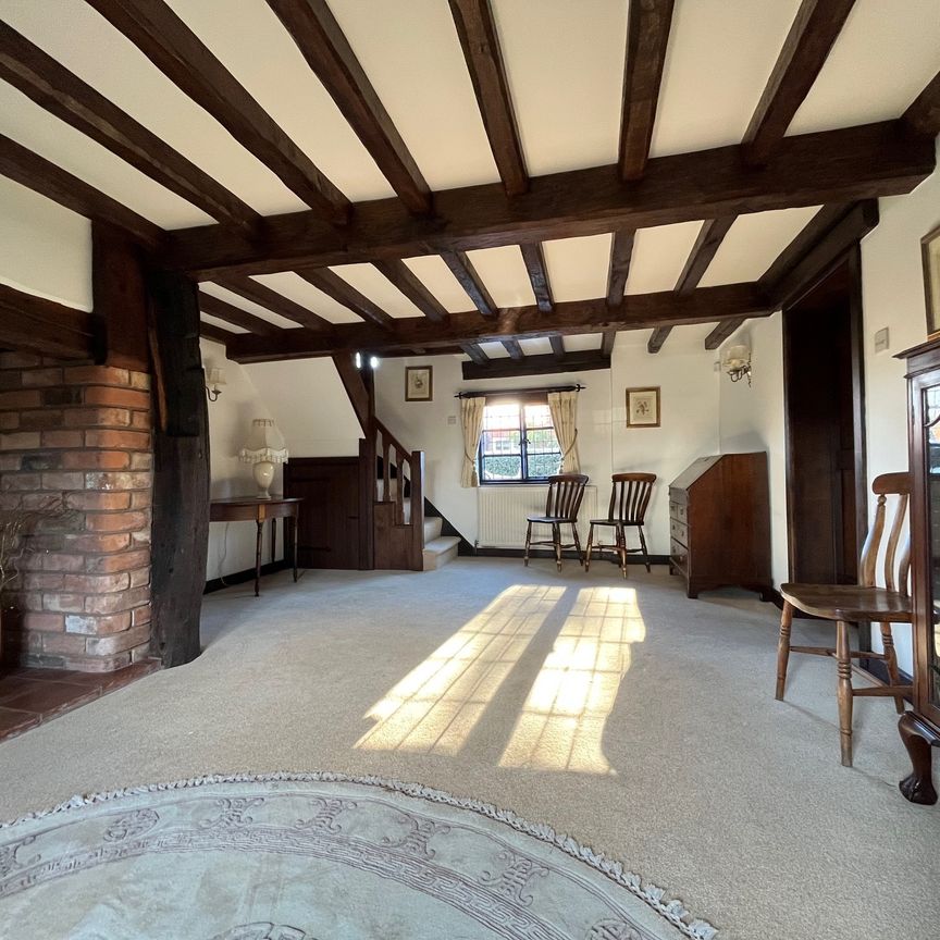 Stowe Lane, Stafford, Stowe-By-Chartley - Photo 1