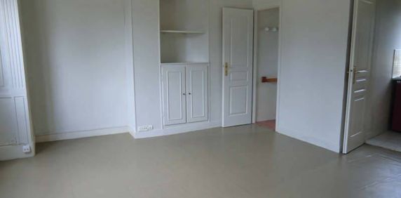 Beau studio en location de 25,27m², situé rue des Champs Maillets à Rouen, 400€ charges comprises - Photo 2