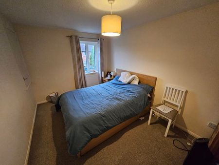 Oaktree Crescent - Photo 5