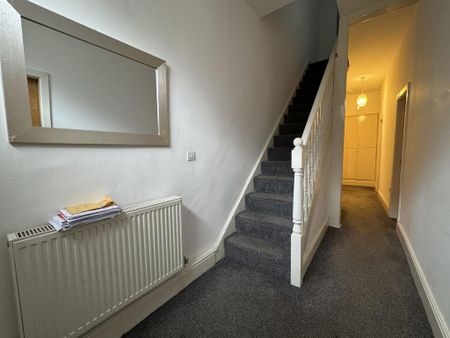 5 bedroom property to rent - Photo 4