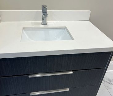 For Lease - 23 Irwin Avenue, Aurora, Ontario - Photo 6