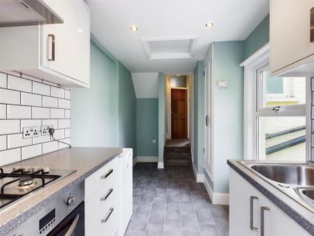 1 bedroom flat to rent - Photo 4