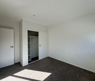 Charming 3BR Unit in Royal Heights! - Photo 3