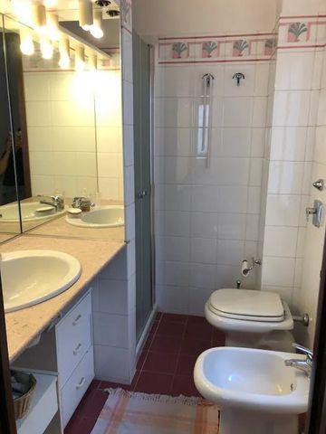 Via Leopoldo Sabbatini, Milan, Lombardy 20136 - Photo 4