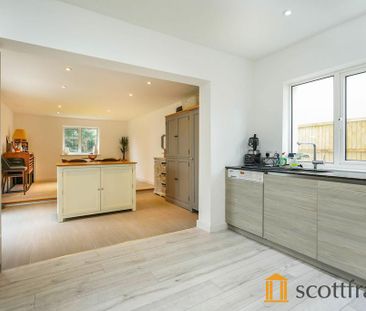 5 bedroom detached house to rent - Photo 5