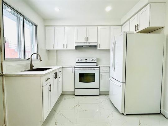 8195 Rue de Nice - Photo 1