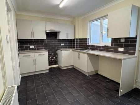 2 bedroom house to rent - Photo 4