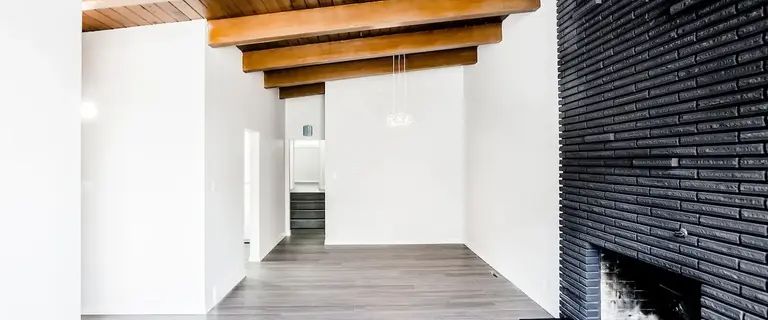 **RENOVATED BRIDGELAND BEAUTY l AMAZING LOCATION" | Calgary - Photo 1