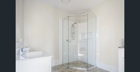 Modern 2-Bedroom Granny Flat in a Convenient Location - Photo 5