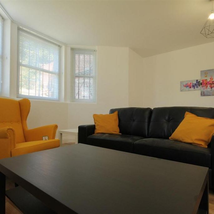 2 bedroom apartment to rent - Photo 1