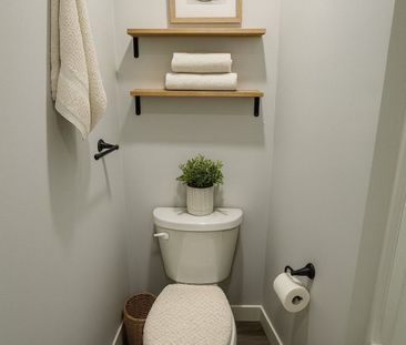 For Lease - 8 Wellington Street Unit# 2, Clarington, Ontario - Photo 5