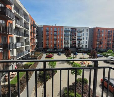 Mieszkanie z parkingiem na ogrodzonym osiedlu - Zdjęcie 1