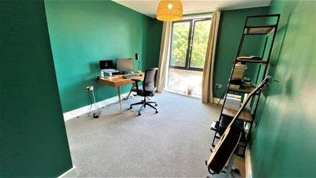 2 bedroom apartment to rent - Photo 5
