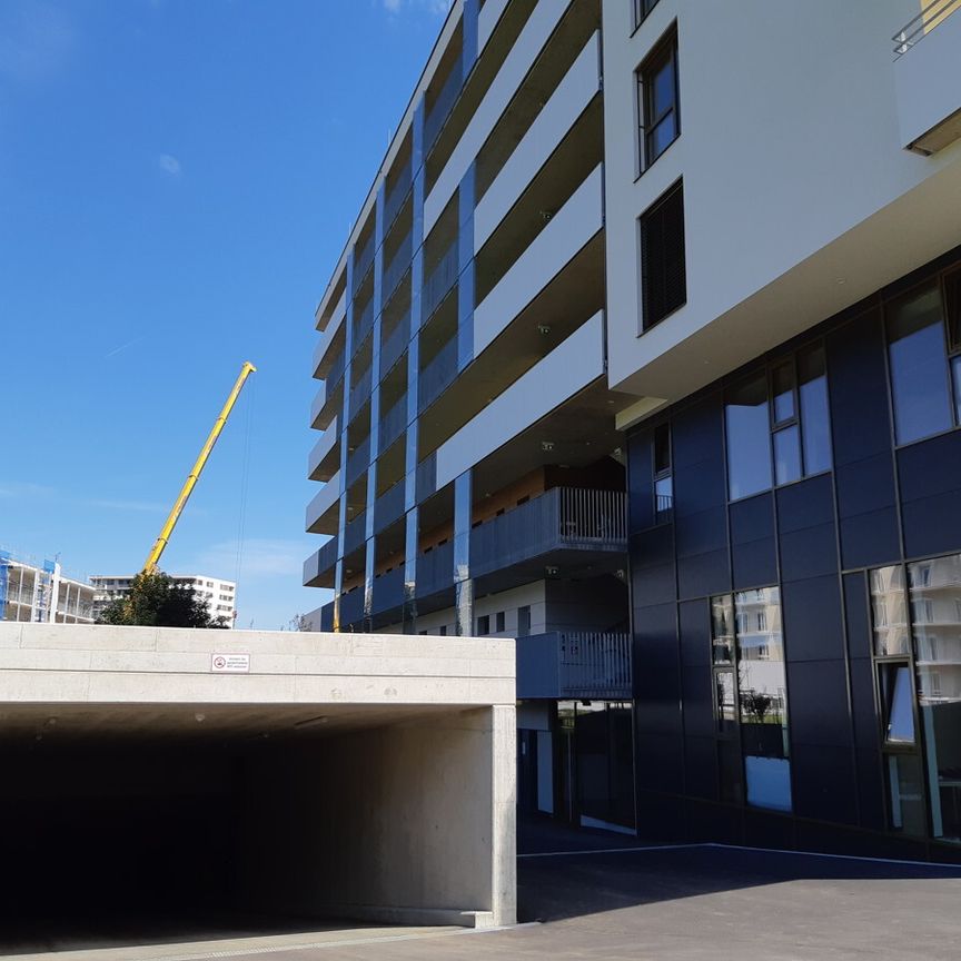 EXKLUSIVE 4-ZIMMERWOHNUNG MIT GROSSER SÜDWEST TERRASSE IM NEUEN REININGHAUSAREAL - Foto 1