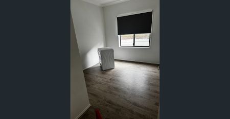 $525 PW - AVAIL NOW - Photo 2