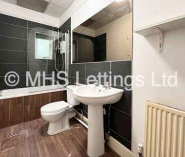 1 Bedroom Shared House for rent in Regent Park Terrace - Photo 5