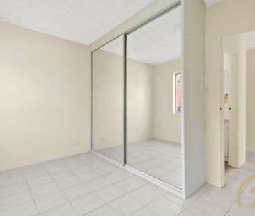 1 Bedroom Unit Located in Caramar! - Photo 3