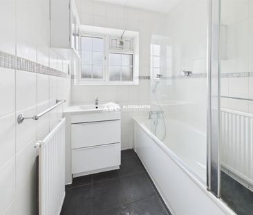 Brent Street, NW4 2QH, London - Photo 2