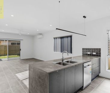 Comfortable Family Living in a Convenient Location - Photo 5