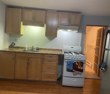 For Lease - 13 Young Street, Halton Hills, Ontario - Photo 4