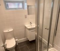 1 bed Apartment - To Let - Photo 6