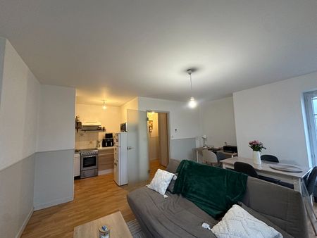 Location Appartement 2 pièces 41m² - Photo 5