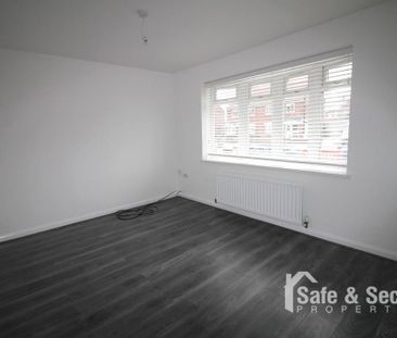 Sunningdale Road Springwell - Photo 3