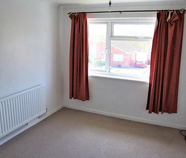 3 bedroom detached house to rent - Photo 3