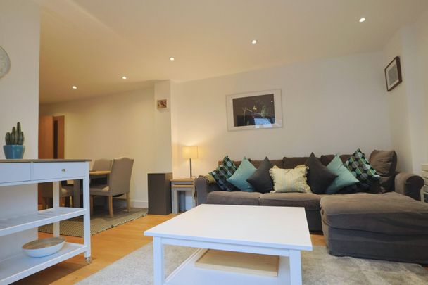 2 Bedroom Home – To Let - Photo 1