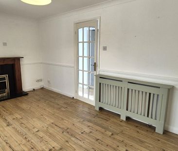 Medlock Crescent - Photo 1