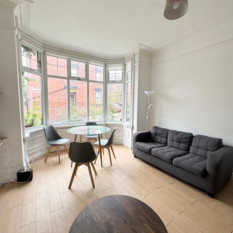5 bedroom house to rent - Photo 1