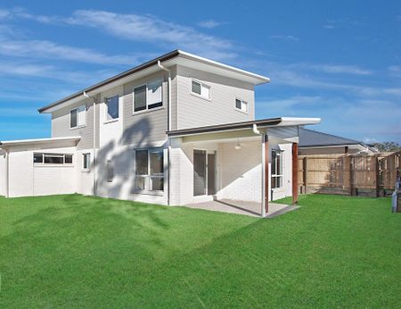 MODERN HOME IN CONVENTIENCE LOCATION - Photo 5