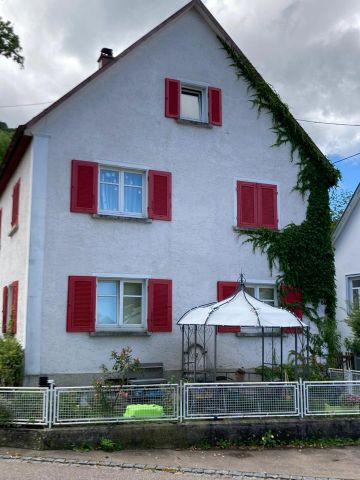 Moderne DG-Wohnung mit großer Dachterrasse – möbliert – über den - Photo 4