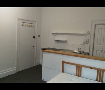 Studio Flat, Redland, BS6 - Photo 4