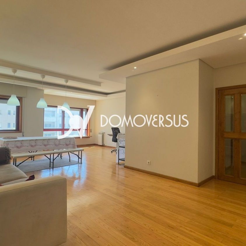 Apartamento T3 em Porto - Foto 1