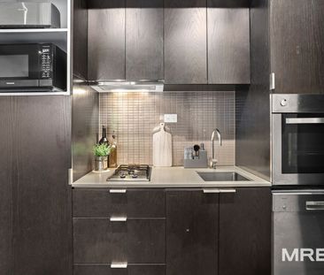 1310/7 Yarra Street, South Yarra - Photo 3