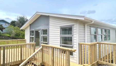 Modern 3 Bedroom in Katikati - Photo 3