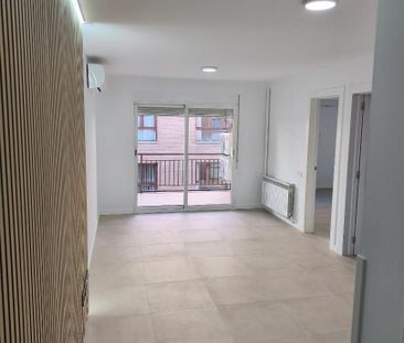 Piso de alquiler en Carrer Doctor Combelles, 35, Instituts - Univer... - Photo 2