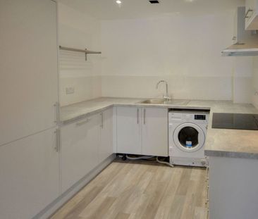 The Decks, Runcorn, WA7 1GJ - Photo 3