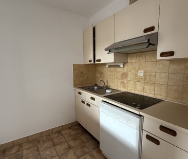 Location Appartement 3 pièces 60m² LES SABLES D OLONNE 85100 - Photo 5