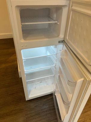 Studio Flat, Quadrant Road, CR7 - Photo 1