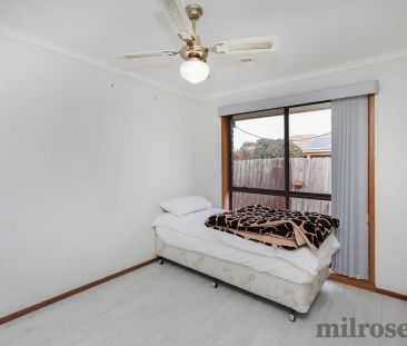 1 Greenhill Crescent, Wyndham Vale VIC 3024 - Photo 5