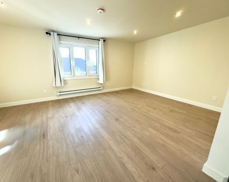 For Lease - 4992 Mcrae Street, Niagara Falls, Ontario - Photo 5